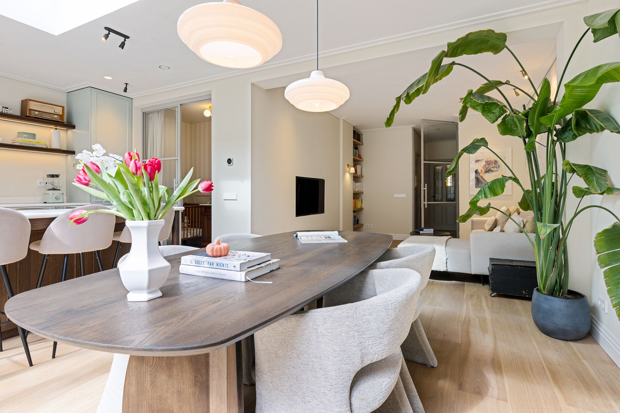 High-end renovated ground floor apartment with sunny garden and garden house in Hoofddorppleinbuurt — 13