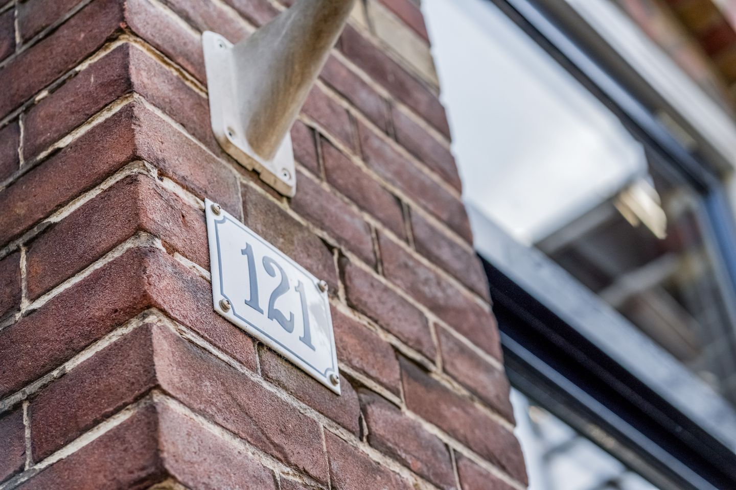 Characterful ground-floor apartment with south-facing garden and basement in Arnhem's Sonsbeekkwartier — 25