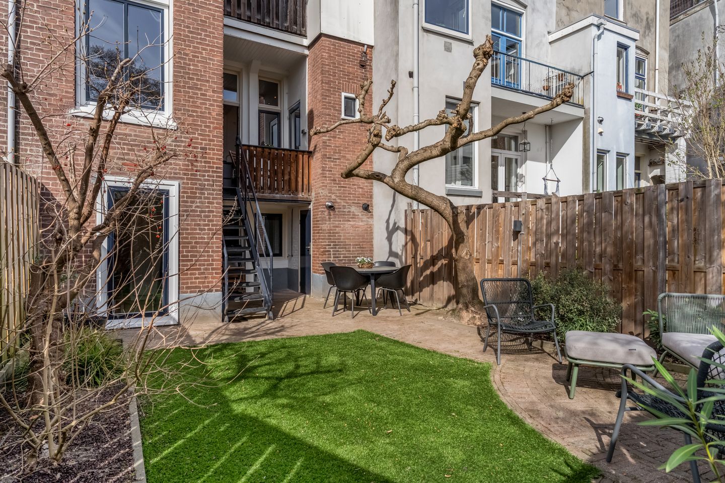 Characterful ground-floor apartment with south-facing garden and basement in Arnhem's Sonsbeekkwartier — 14