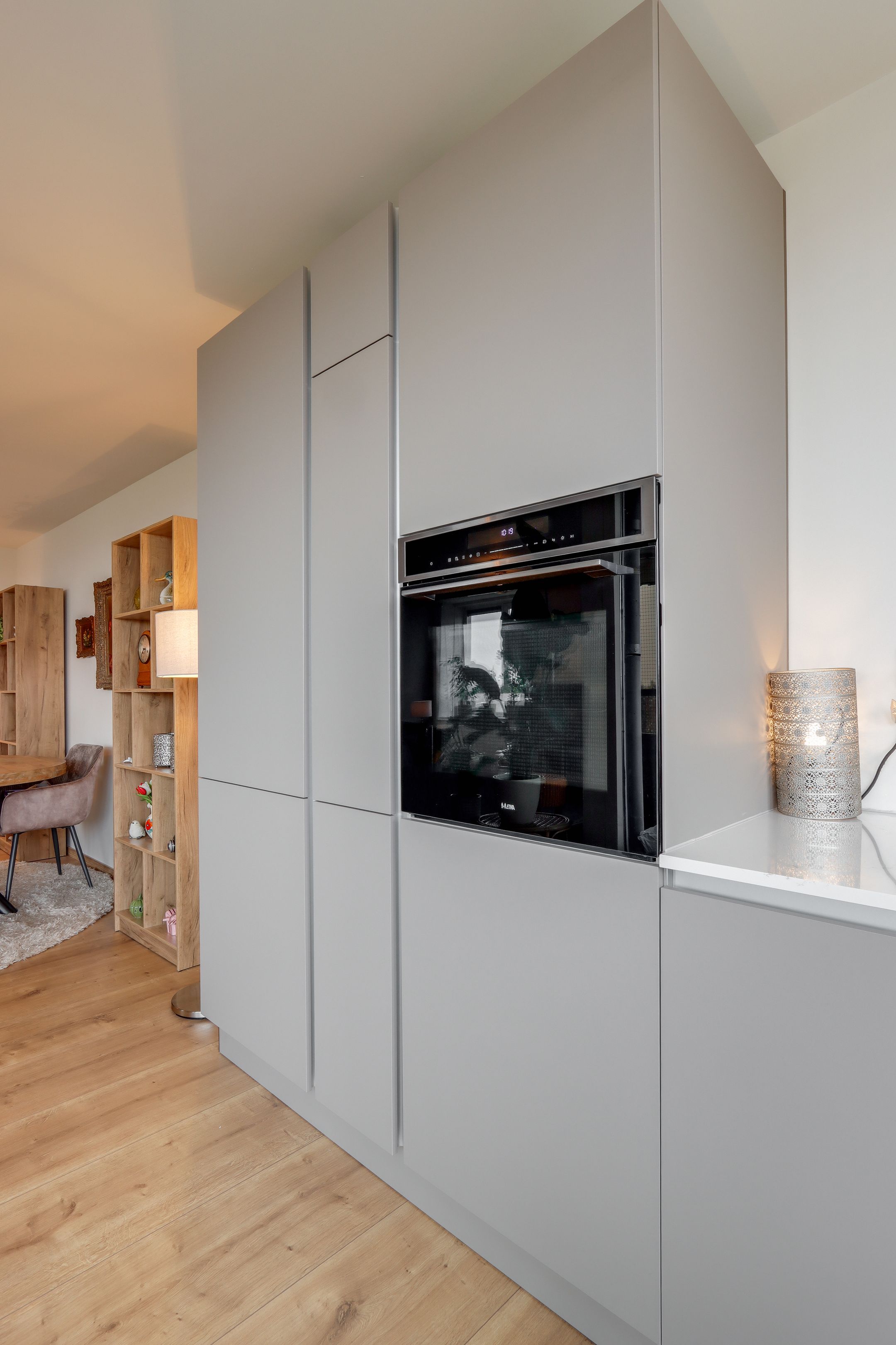 Light and Fully Renovated Apartment with Two Balconies in Hoofddorp Floriande West — 18