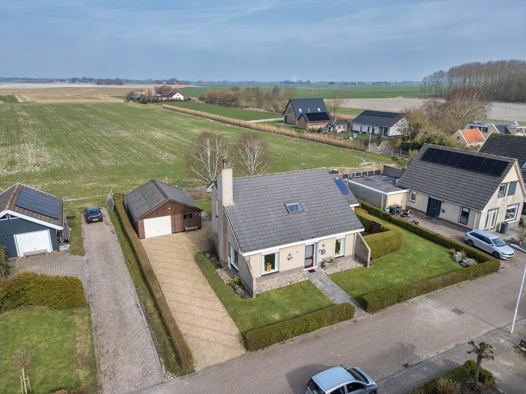 Photo 2 of It Koekoekslân 11