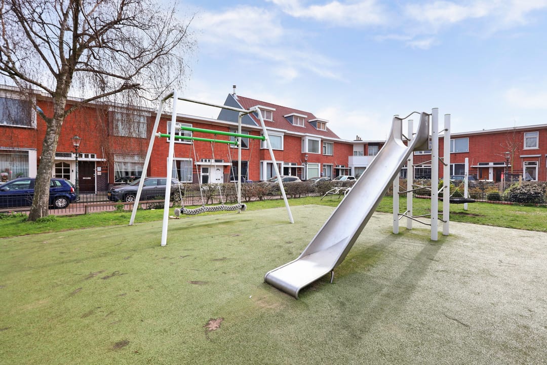 Foto 26 van Naarderstraat 155