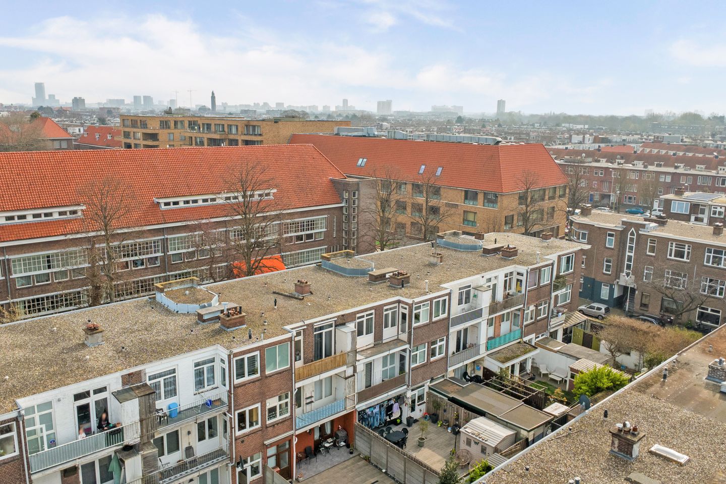 Foto 29 van Naarderstraat 155