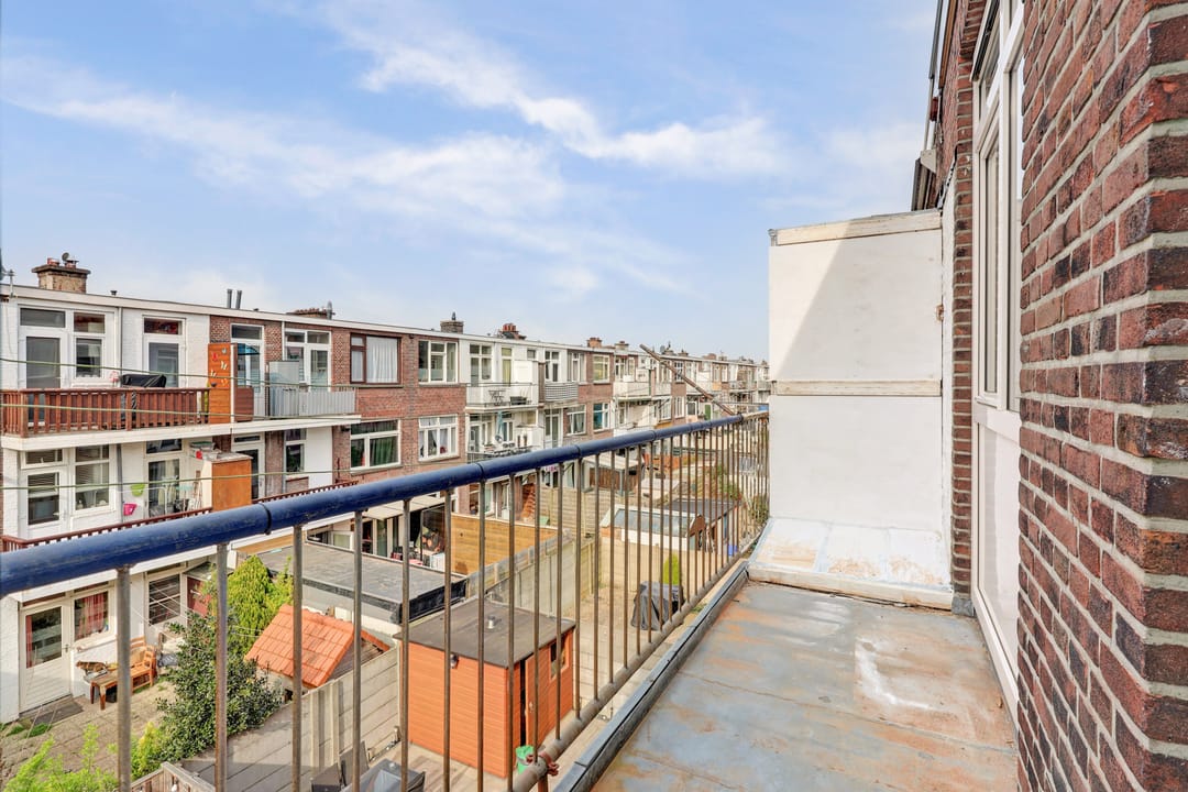 Foto 17 van Naarderstraat 155