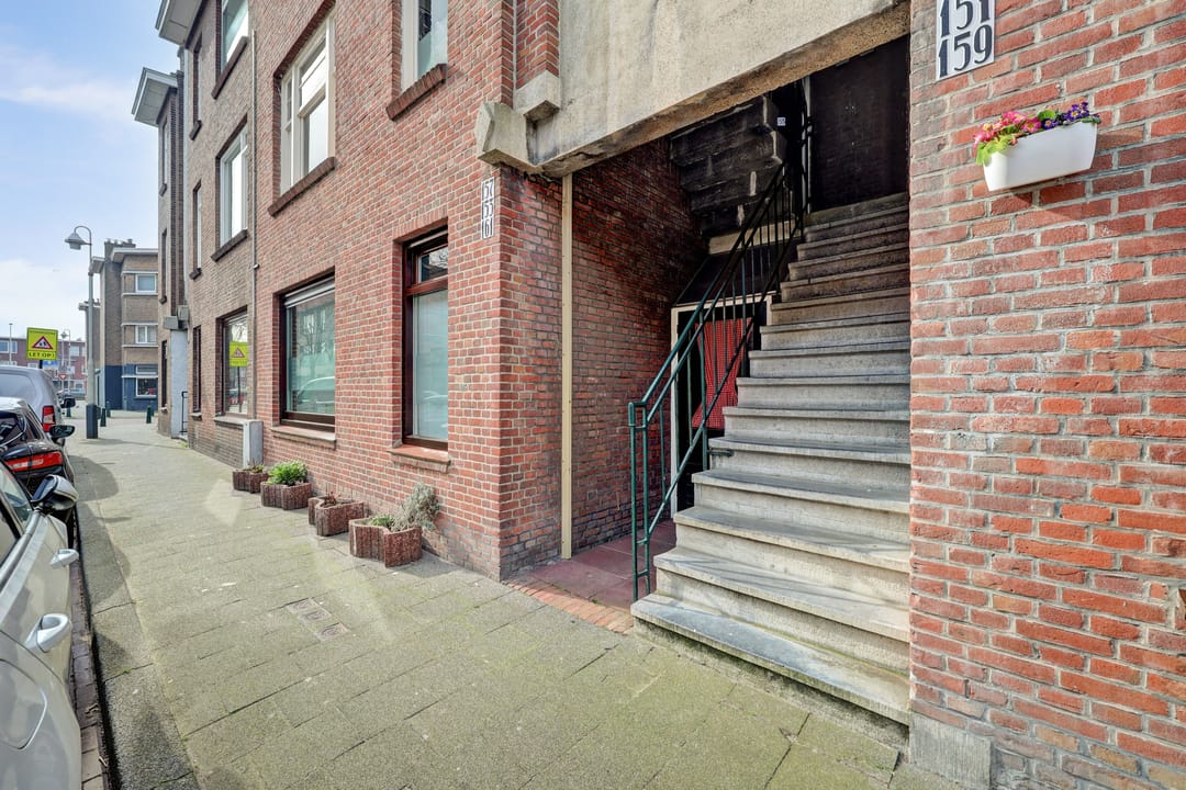 Foto 22 van Naarderstraat 155