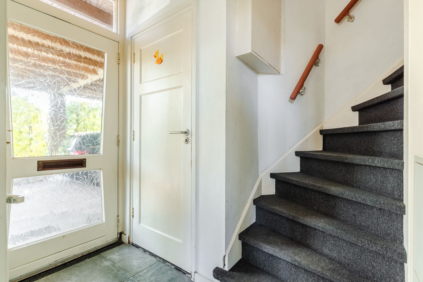 Semi-Detached Home with Garage and Renovation Potential in Zeeland — 23