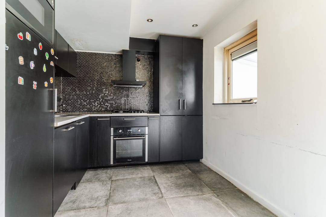 Semi-Detached Home with Garage and Renovation Potential in Zeeland — 15