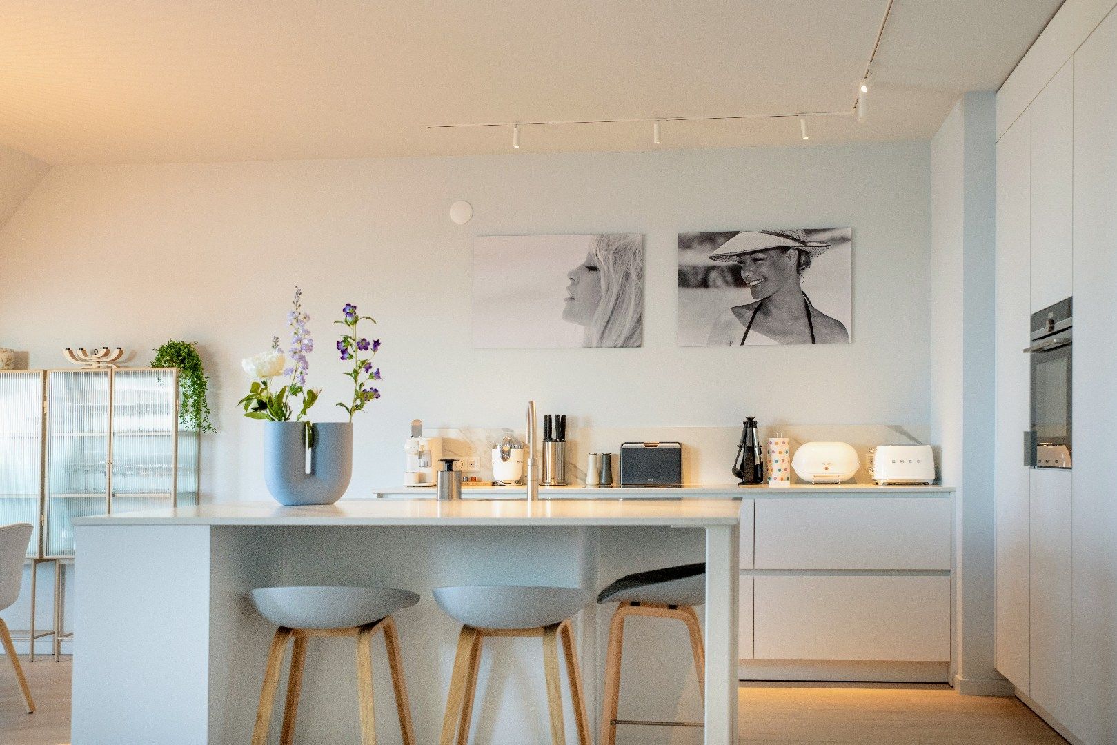 Luxury apartment with panoramic sea and marina views in Cadzand-Bad — 17