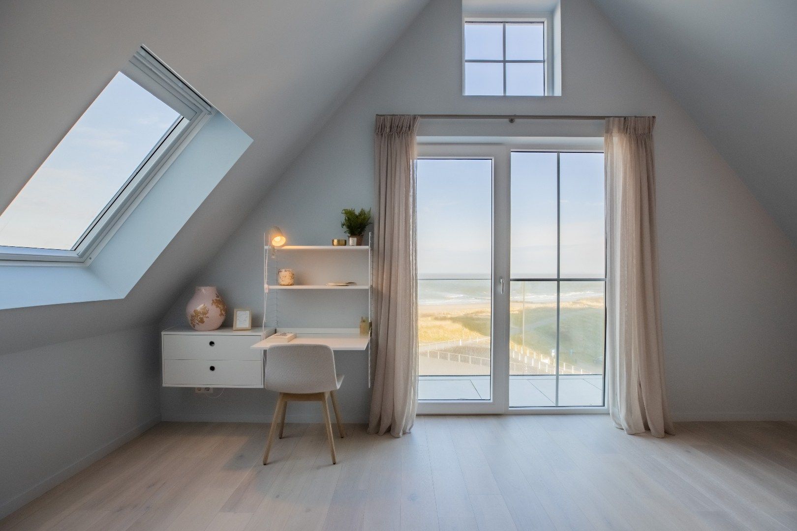 Luxury apartment with panoramic sea and marina views in Cadzand-Bad — 12