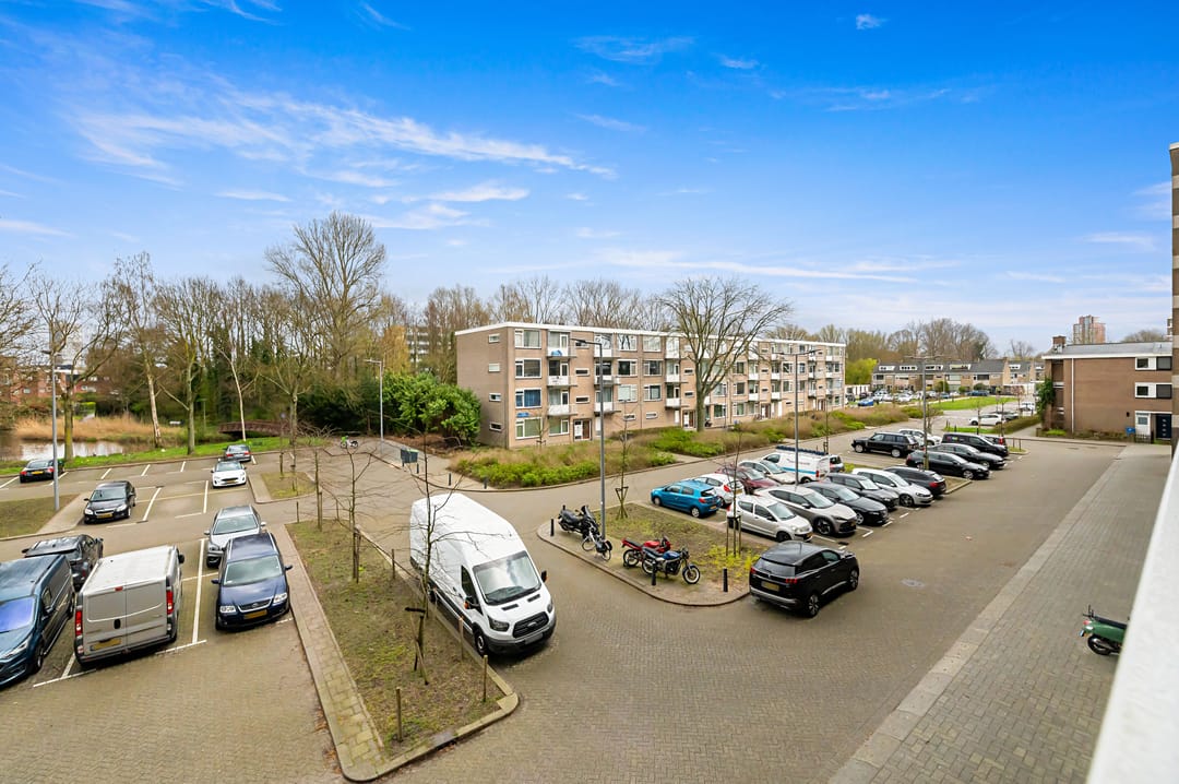 Modern Apartment with Sunny Balcony in Child-Friendly Het Lage Land — 21