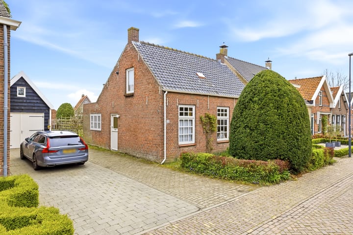 Photo 2 of Raadhuisstraat 39