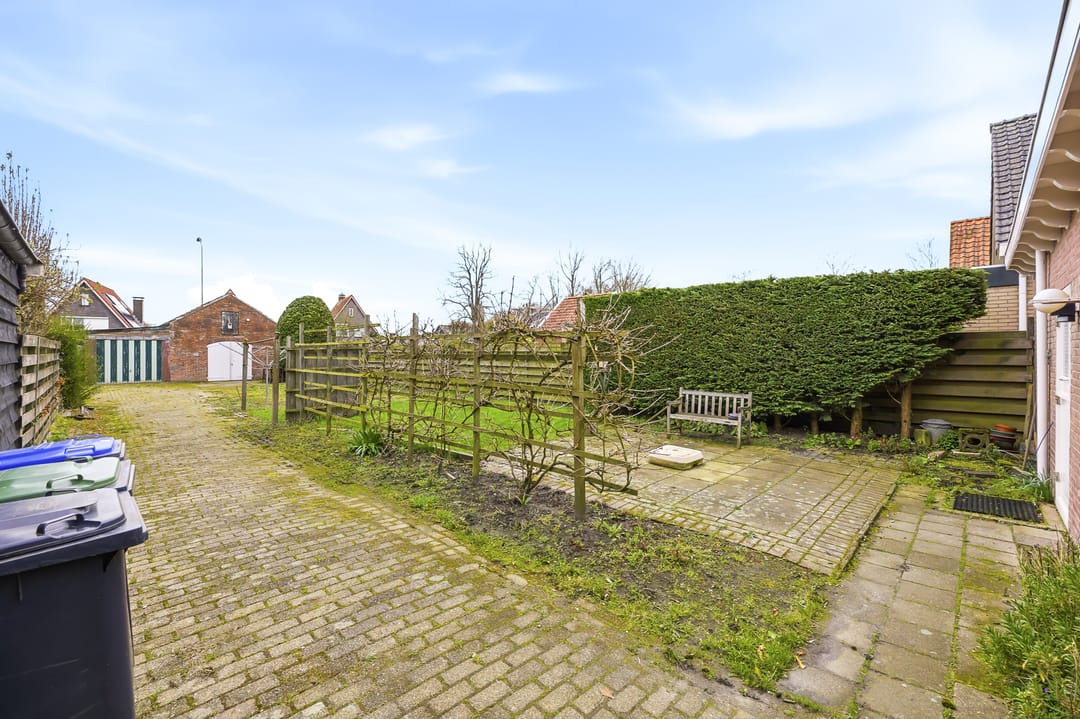 Detached House with Exceptionally Large Plot in Child-Friendly 's-Gravenpolder — 23