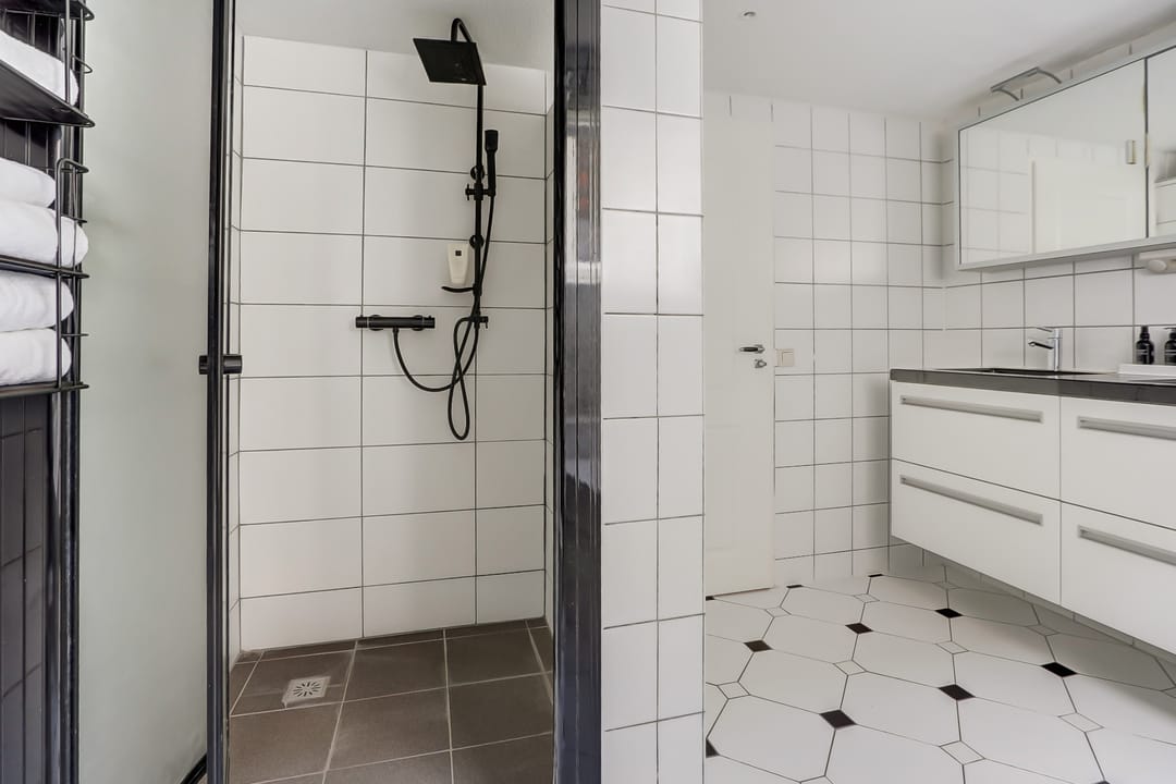 Charming Double Upper House in Historic Leiden Centre with South-Facing Roof Terrace — 22