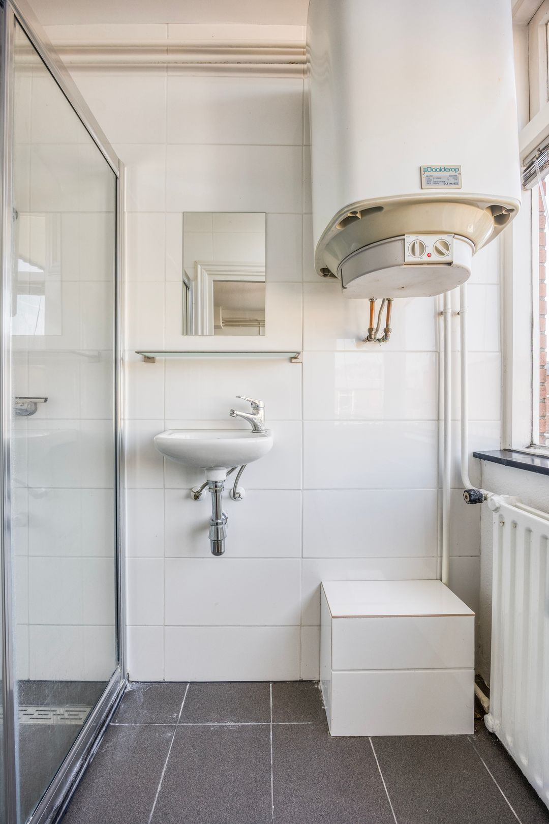 Spacious Three-Bedroom Apartment in Vibrant Utrecht Neighborhood — 15