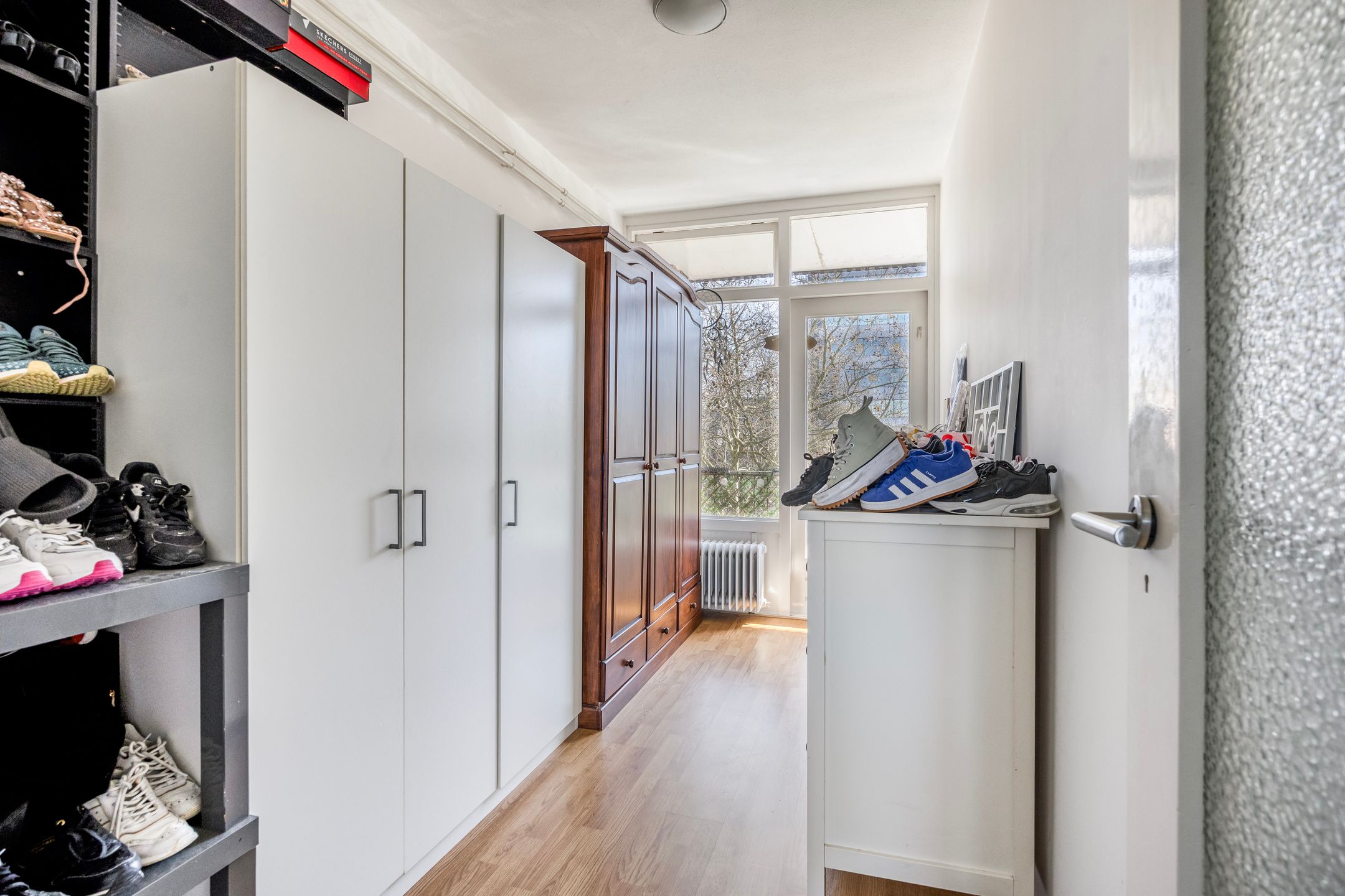 Spacious Three-Bedroom Apartment in Vibrant Utrecht Neighborhood — 20