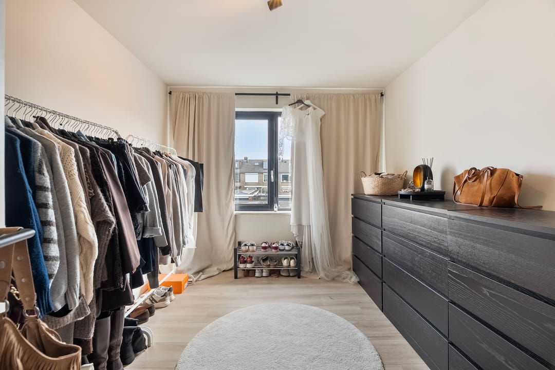 Spacious Renovated Corner House with Extensions in Nieuw-Beijerland — 21