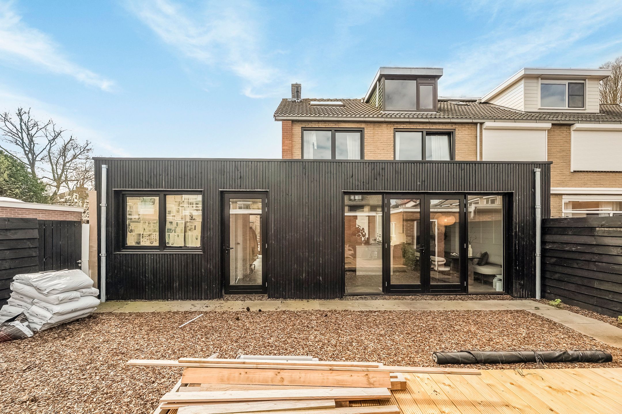 Spacious Renovated Corner House with Extensions in Nieuw-Beijerland — 26
