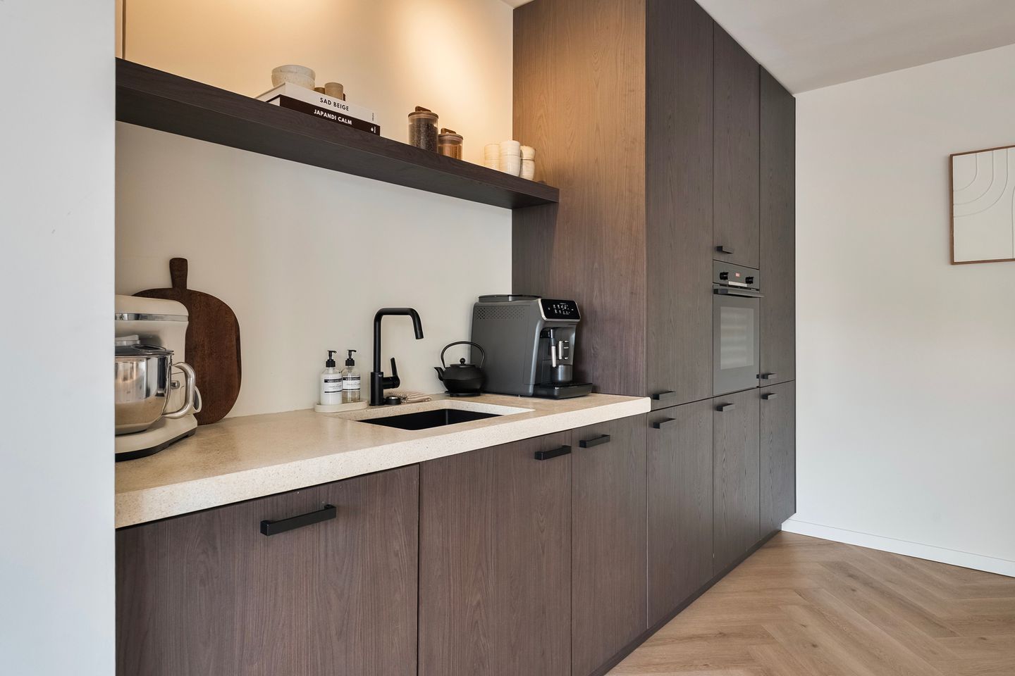 Spacious Renovated Corner House with Extensions in Nieuw-Beijerland — 13