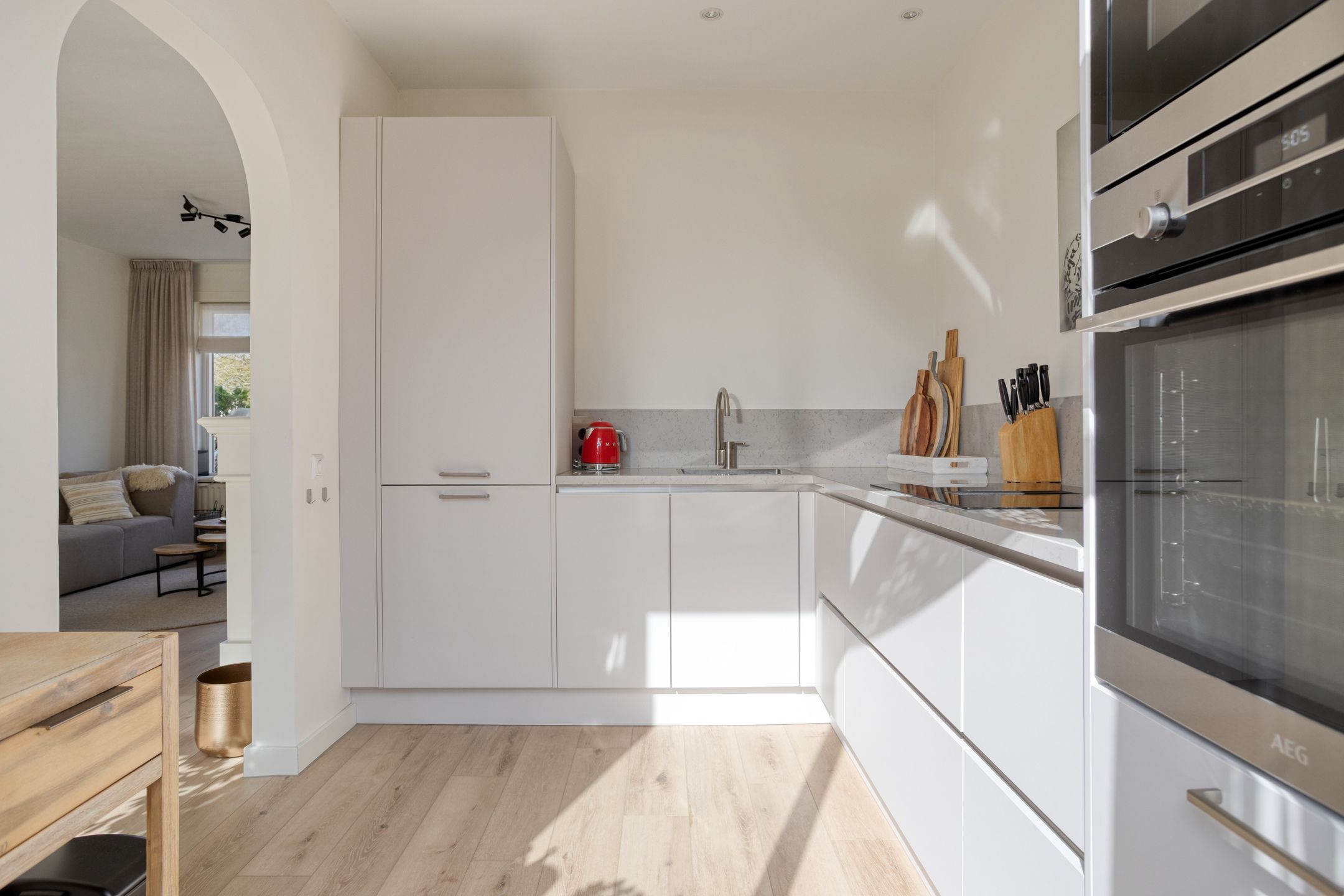 Foto 9 van van Nesstraat 4