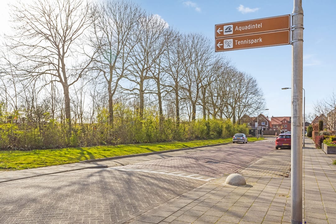 Foto 31 van van Nesstraat 4