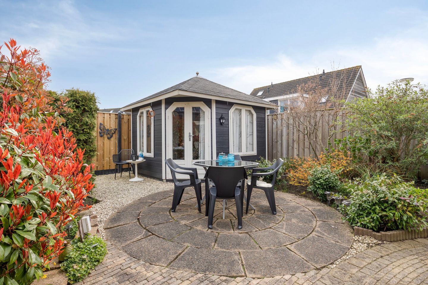Well-maintained semi-detached home with garage near Lingemeer — 34