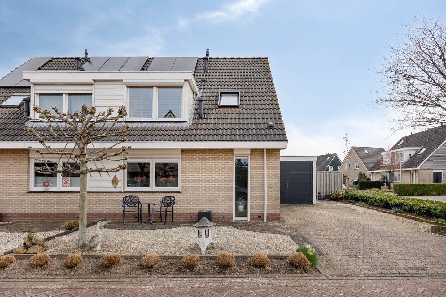 Well-maintained semi-detached home with garage near Lingemeer — 39