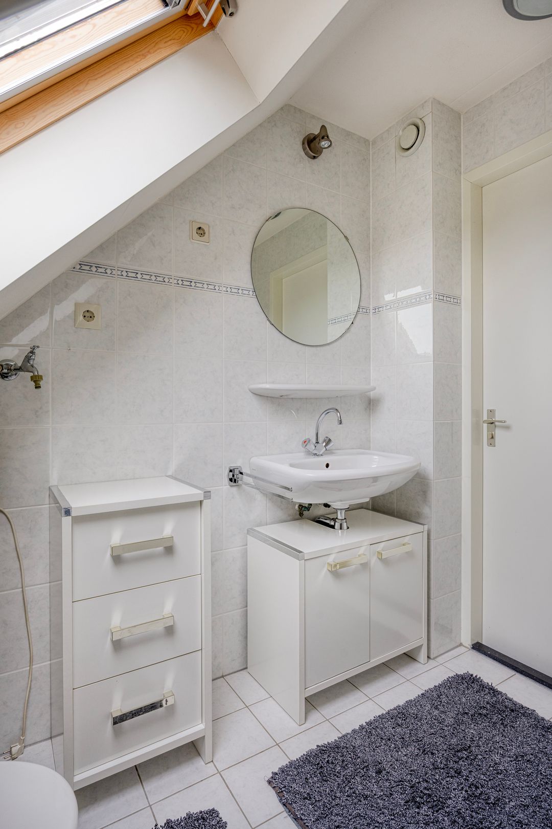 Well-maintained semi-detached home with garage near Lingemeer — 23