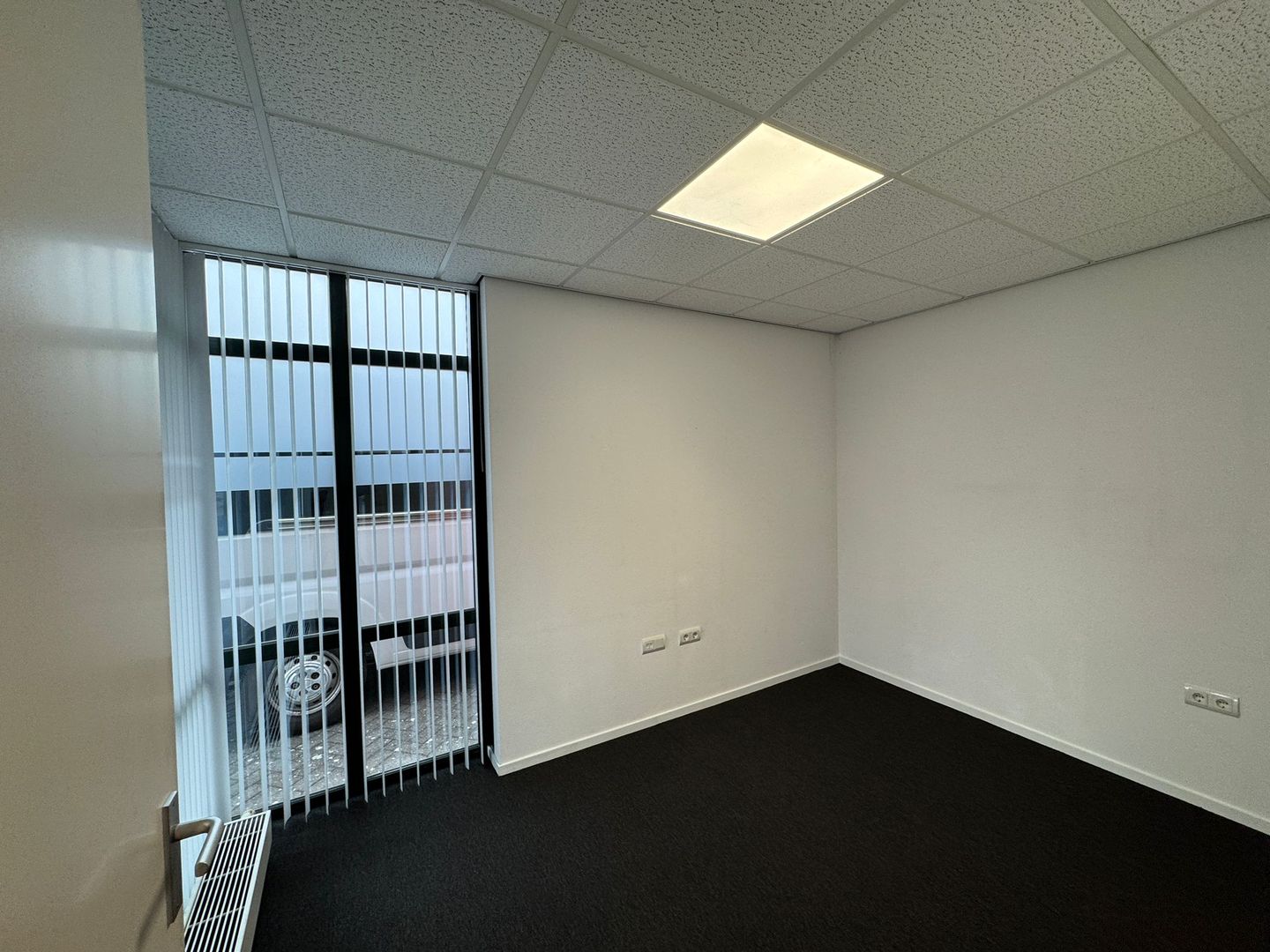 View photo 5 of Voltaweg 17