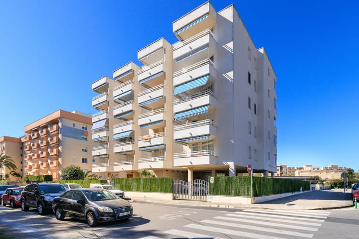 Foto 2 van Carrer dels Atinents 2