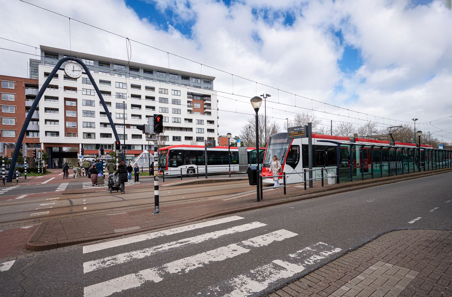 Move-in Ready Apartment in Rijswijk's Artiestenbuurt — 38