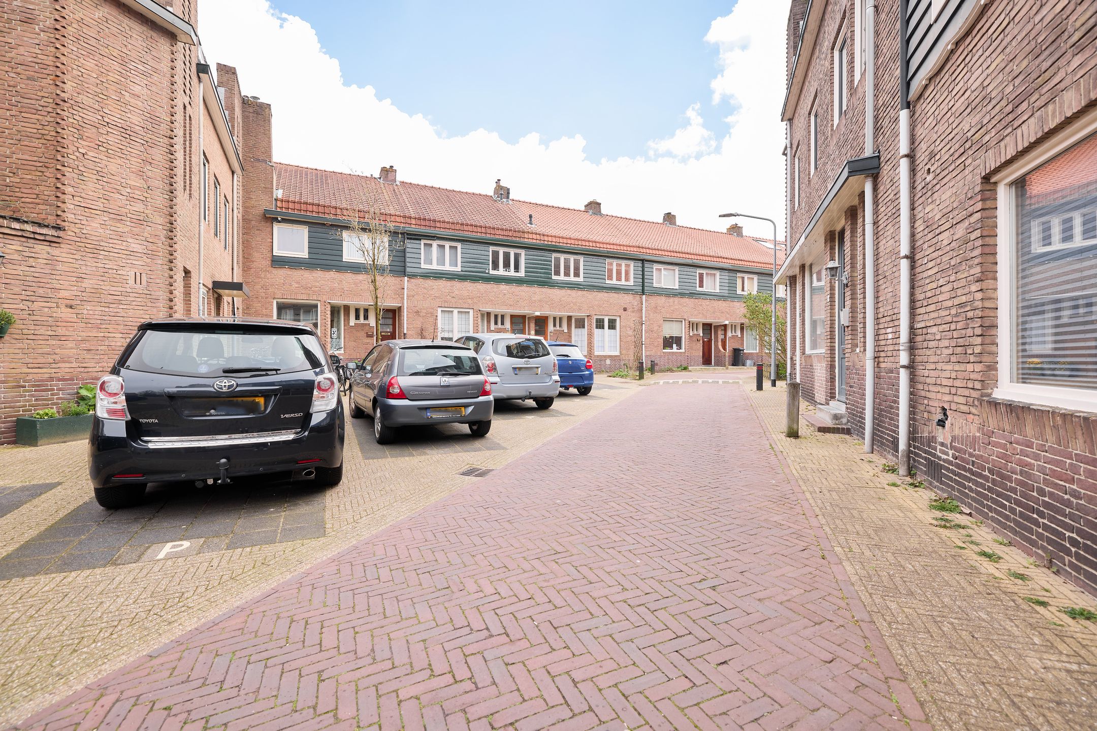 Compact Studio Apartment in Central Hilversum — 19