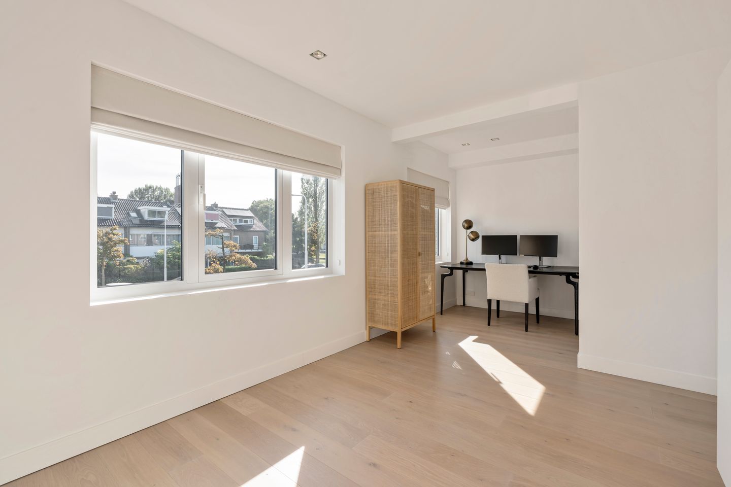 Fully Renovated Corner House with A+++ Energy Label in Elsrijk — 24