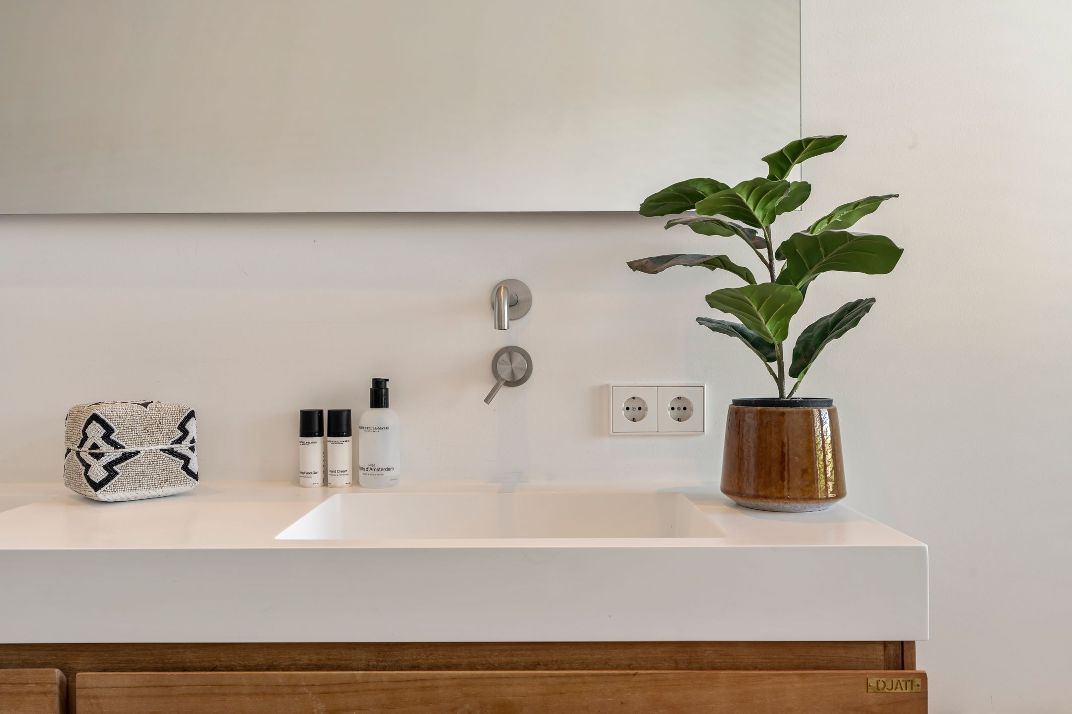 Fully Renovated Corner House with A+++ Energy Label in Elsrijk — 29