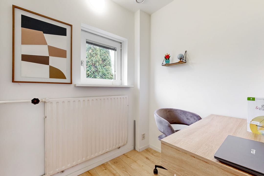 Spacious and Modernized Family Home in Elsrijk Oost — 23