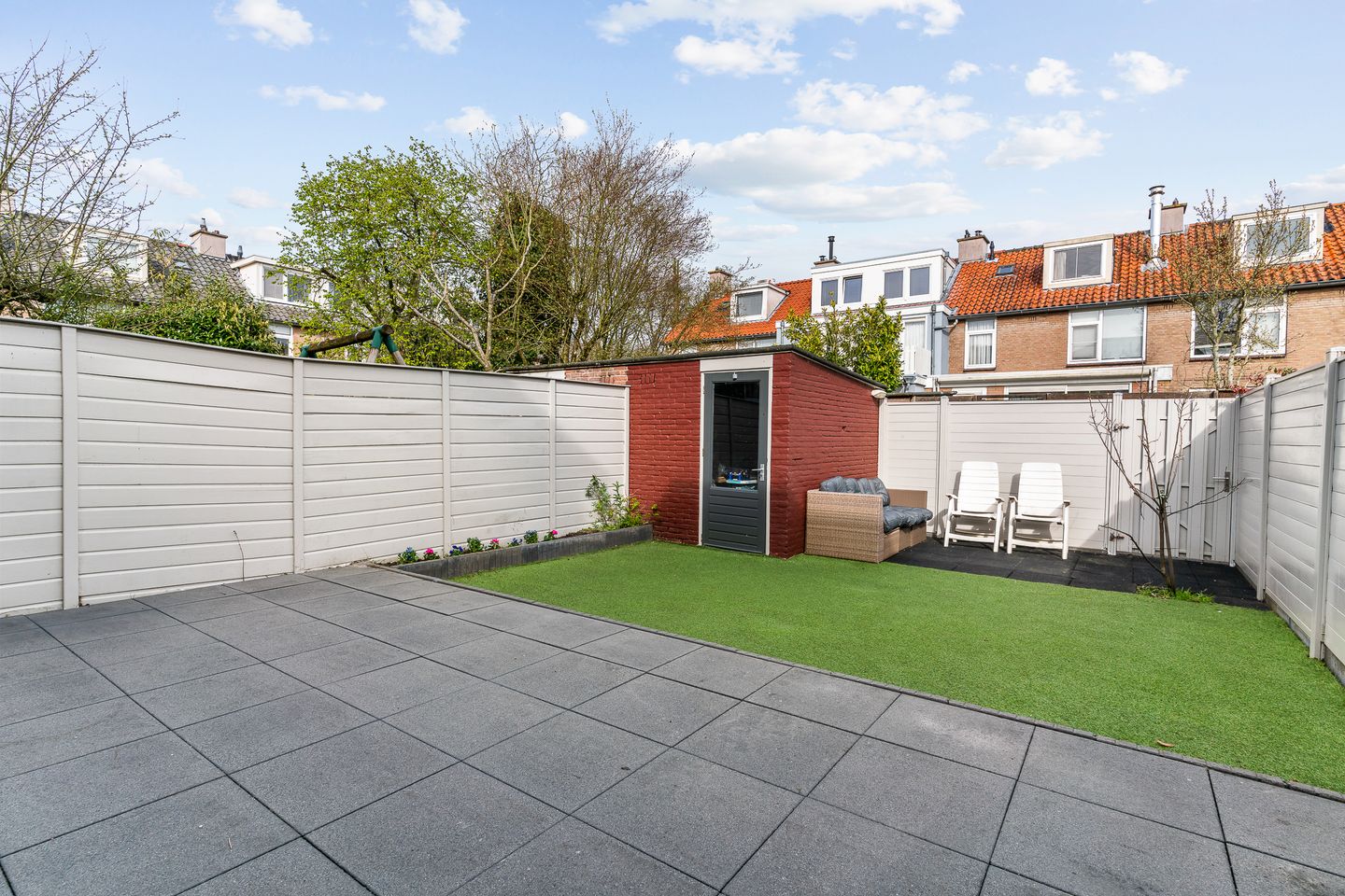 Spacious and Modernized Family Home in Elsrijk Oost — 35