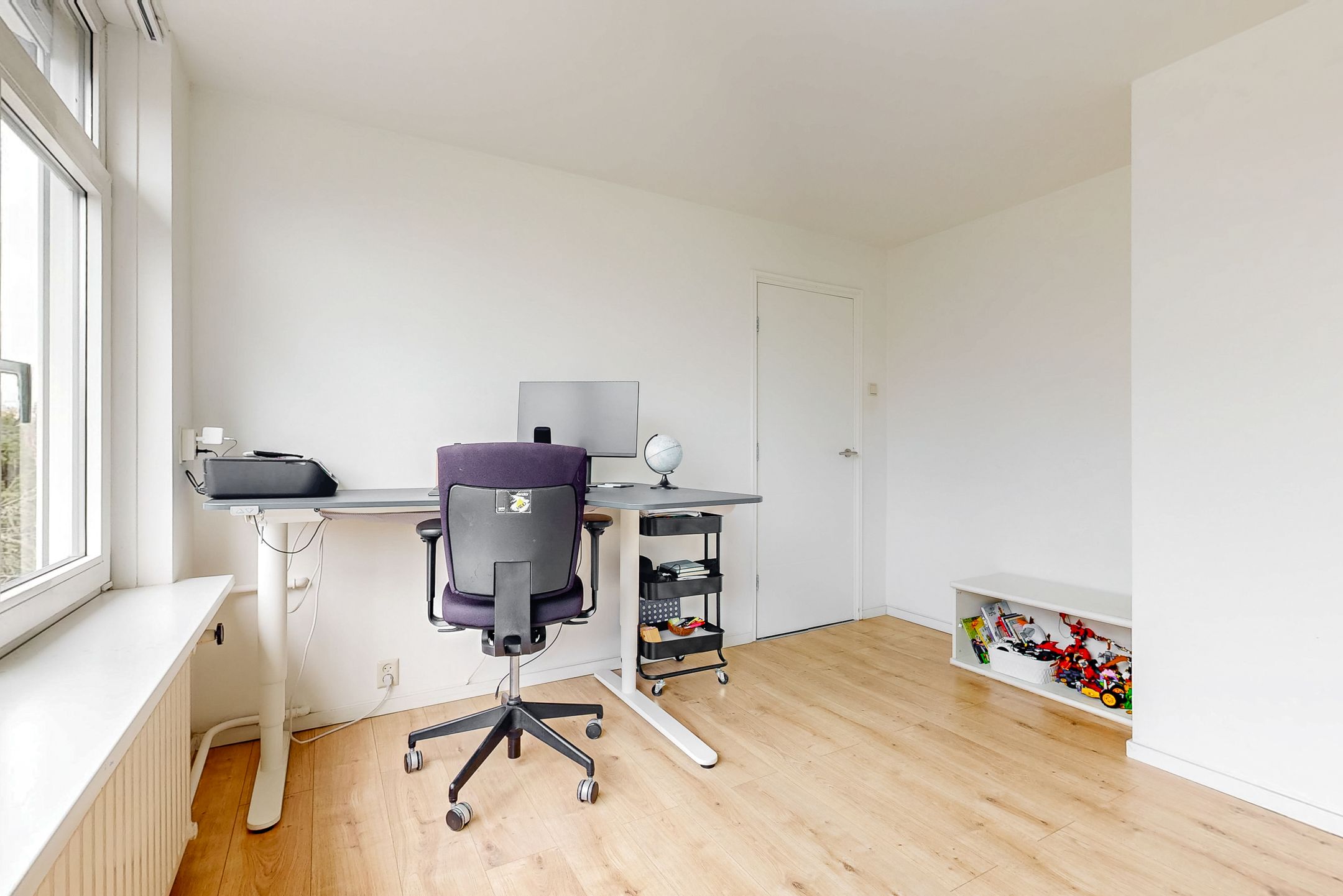 Spacious and Modernized Family Home in Elsrijk Oost — 21