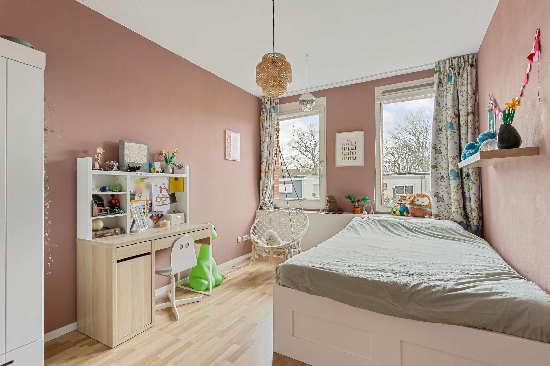 Modern Energy-Efficient Terraced Home with Private Parking in Breda Heuvel — 21
