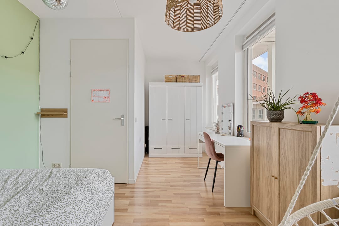 Modern Energy-Efficient Terraced Home with Private Parking in Breda Heuvel — 26