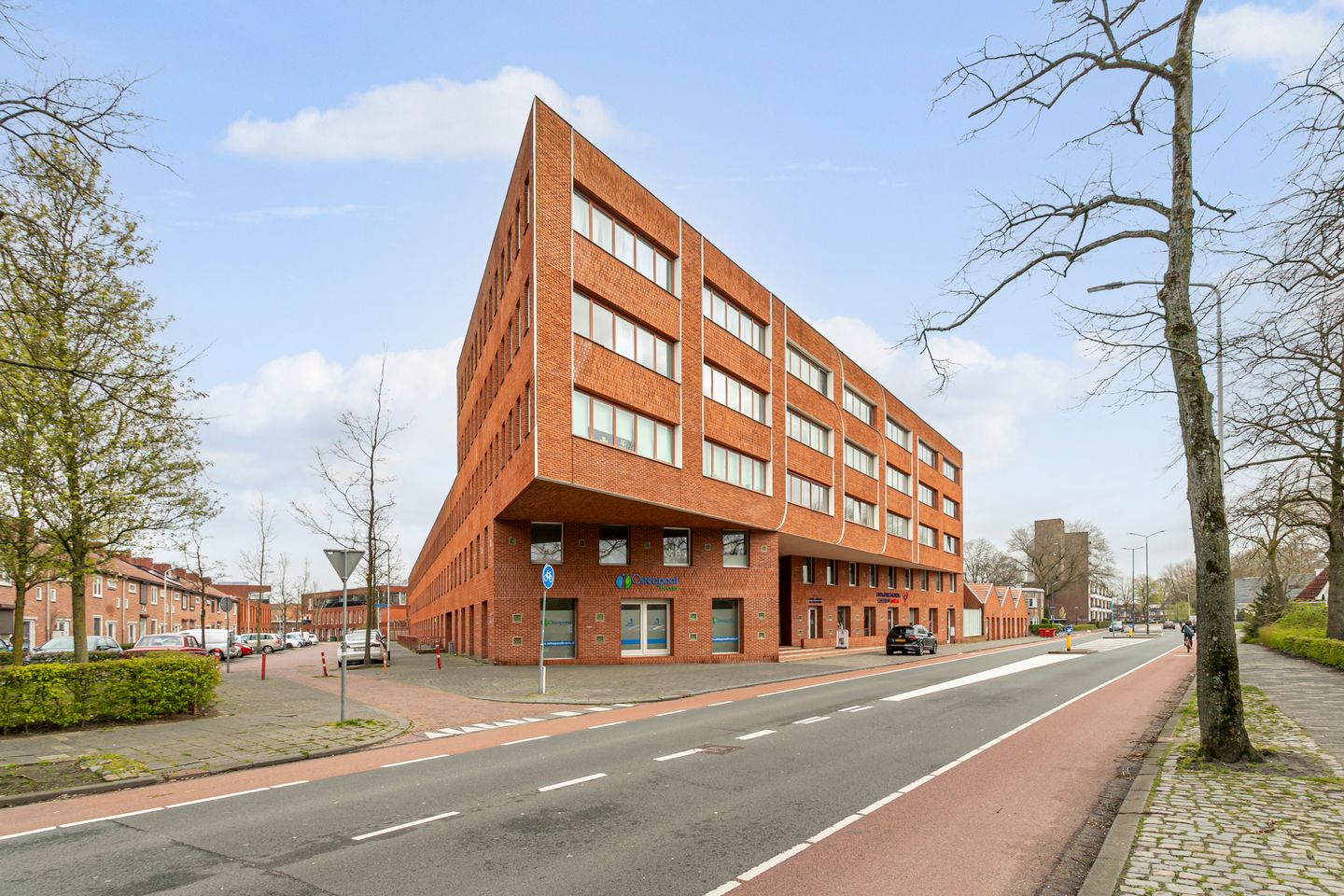 Modern Energy-Efficient Terraced Home with Private Parking in Breda Heuvel — 44