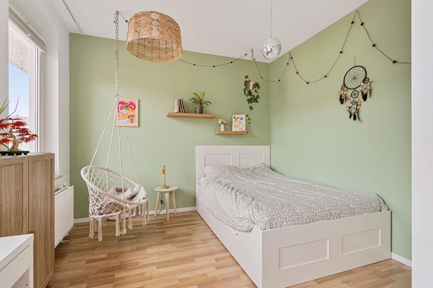 Modern Energy-Efficient Terraced Home with Private Parking in Breda Heuvel — 25