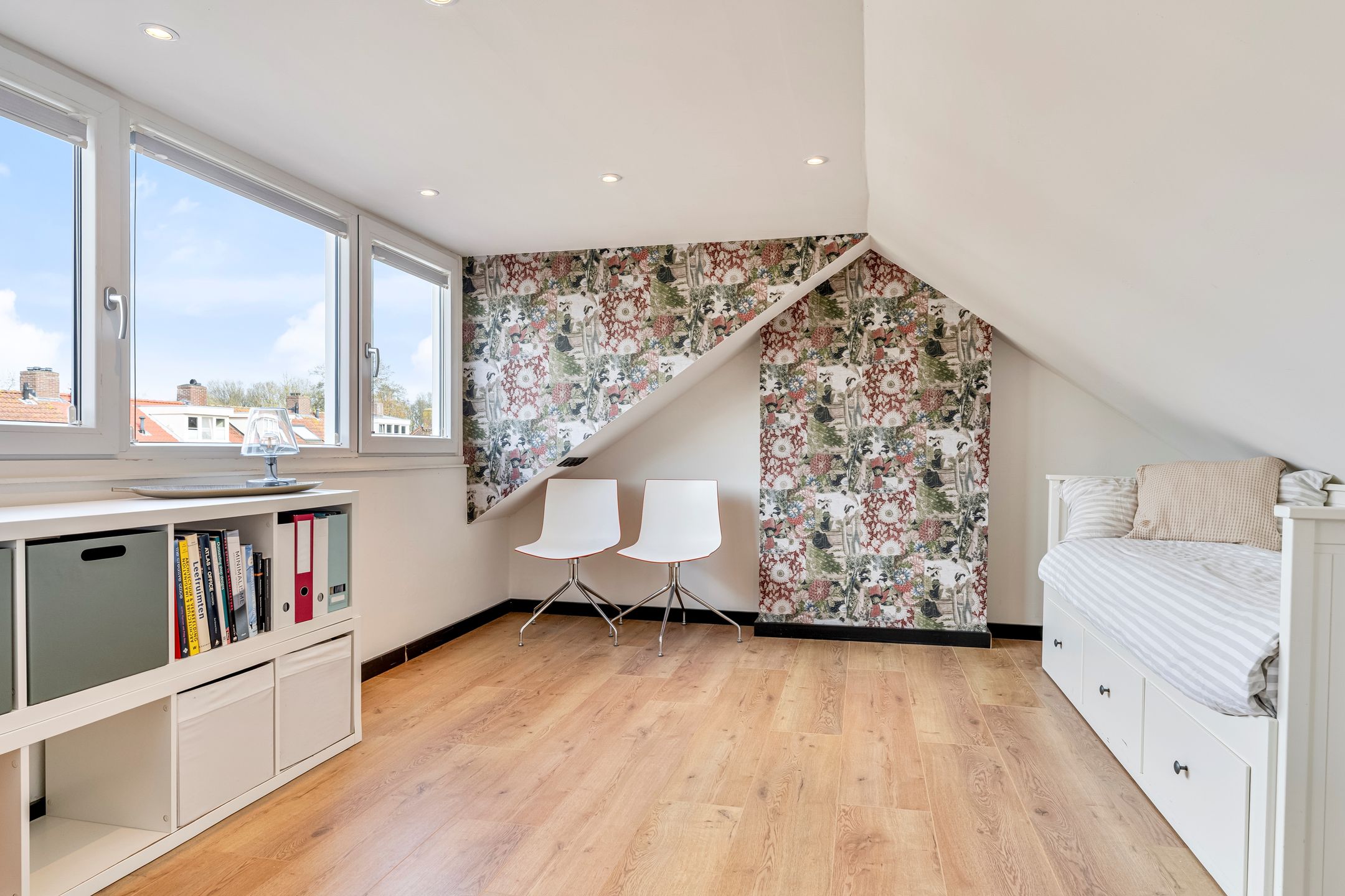 Characterful 1950s Terraced Home with Modern Extensions in Tilburg — 27
