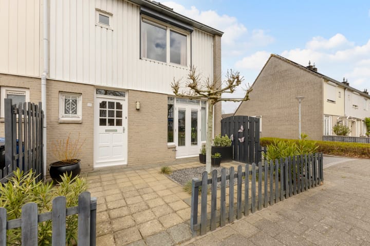 Photo 4 of J.B. Bakemaweg 20