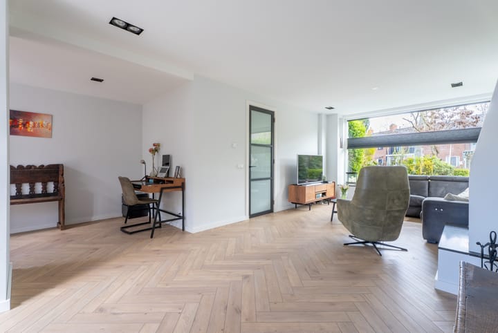 Photo 2 of Burgemeester Breebaartlaan 13