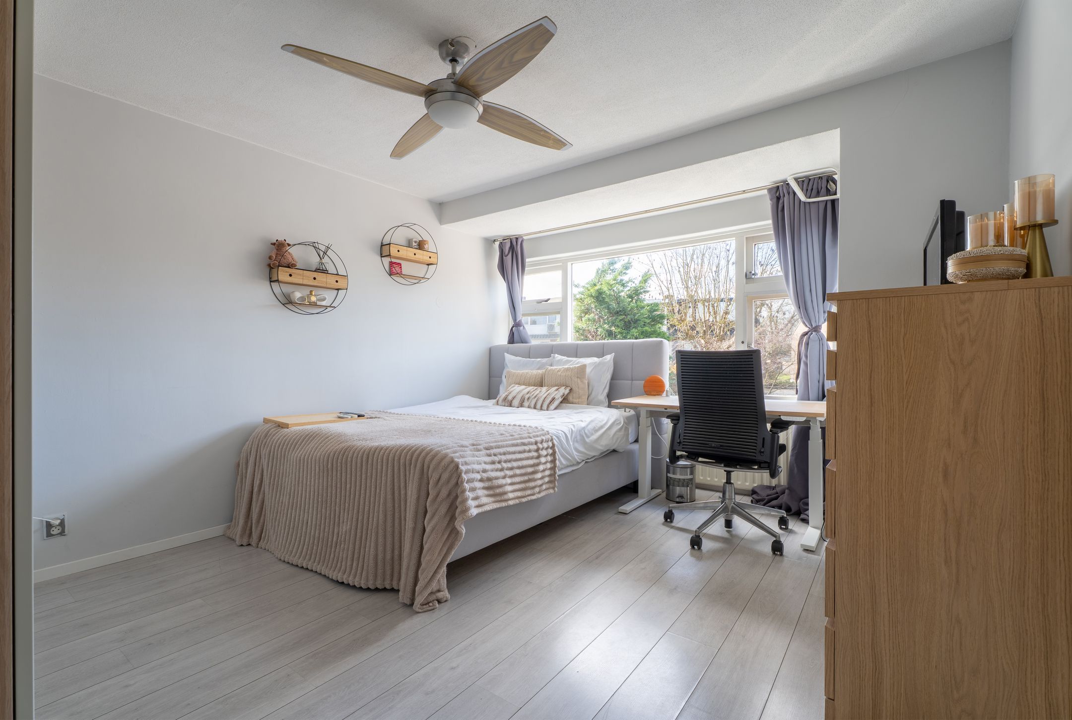 Photo 33 of Burgemeester Breebaartlaan 13