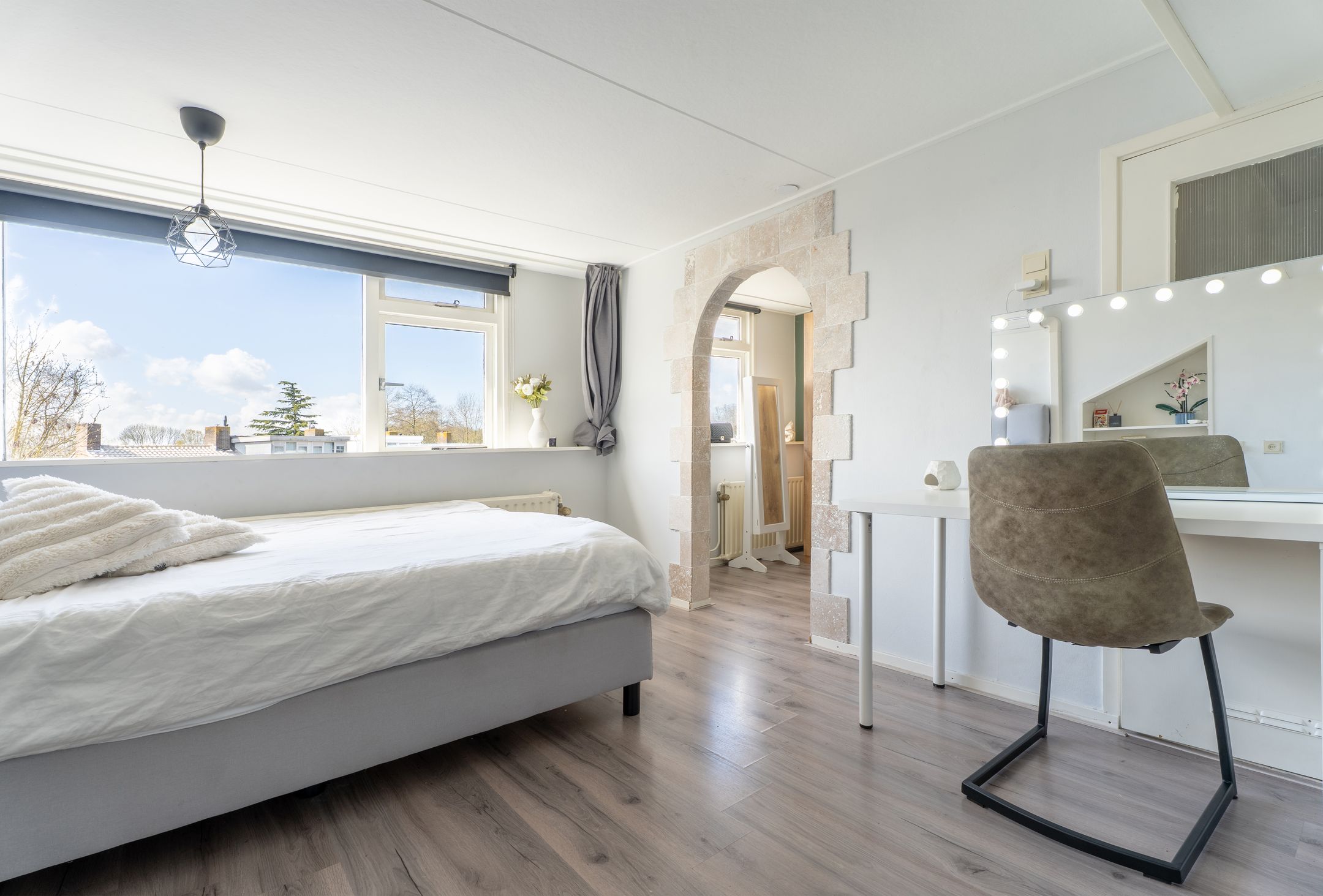 Photo 36 of Burgemeester Breebaartlaan 13