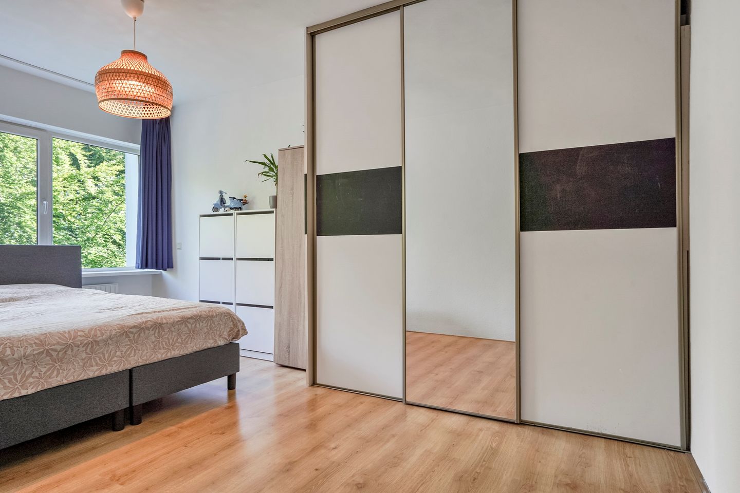 Stylish and Light Apartment in Green Tilburg Location — 19