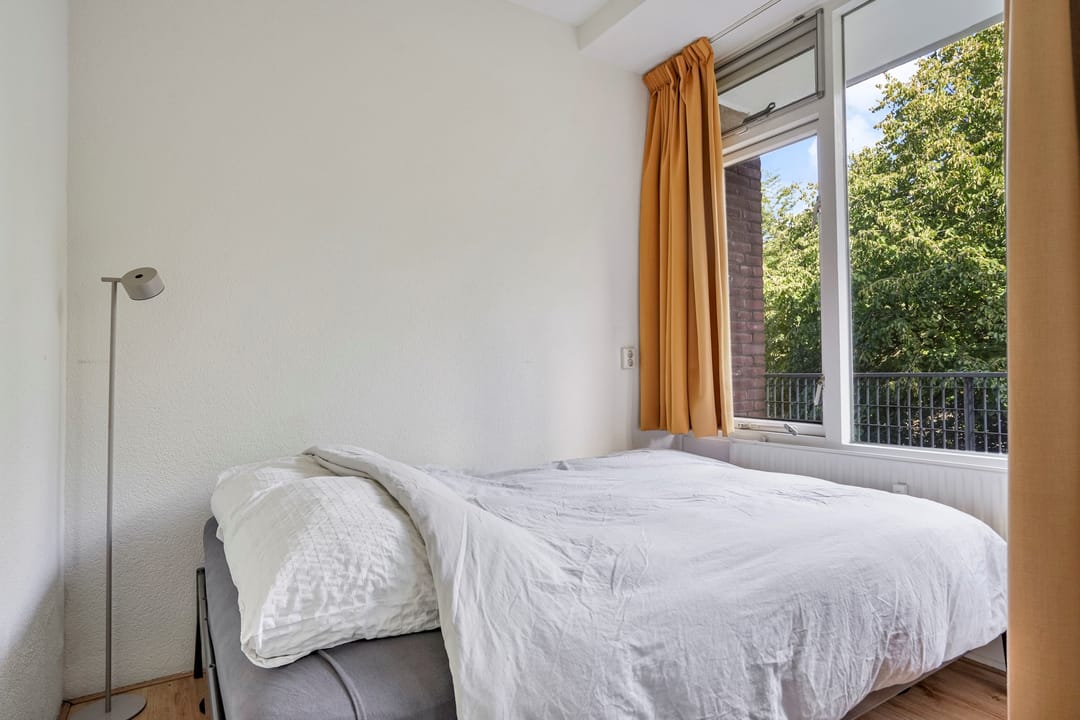 Stylish and Light Apartment in Green Tilburg Location — 23