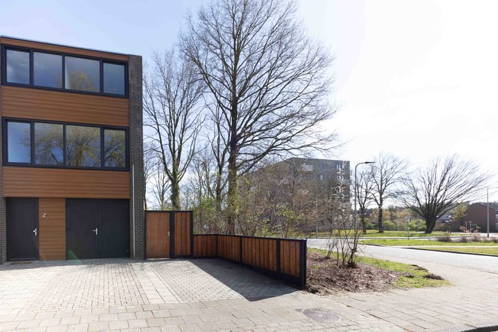 Borggrevelanden 2