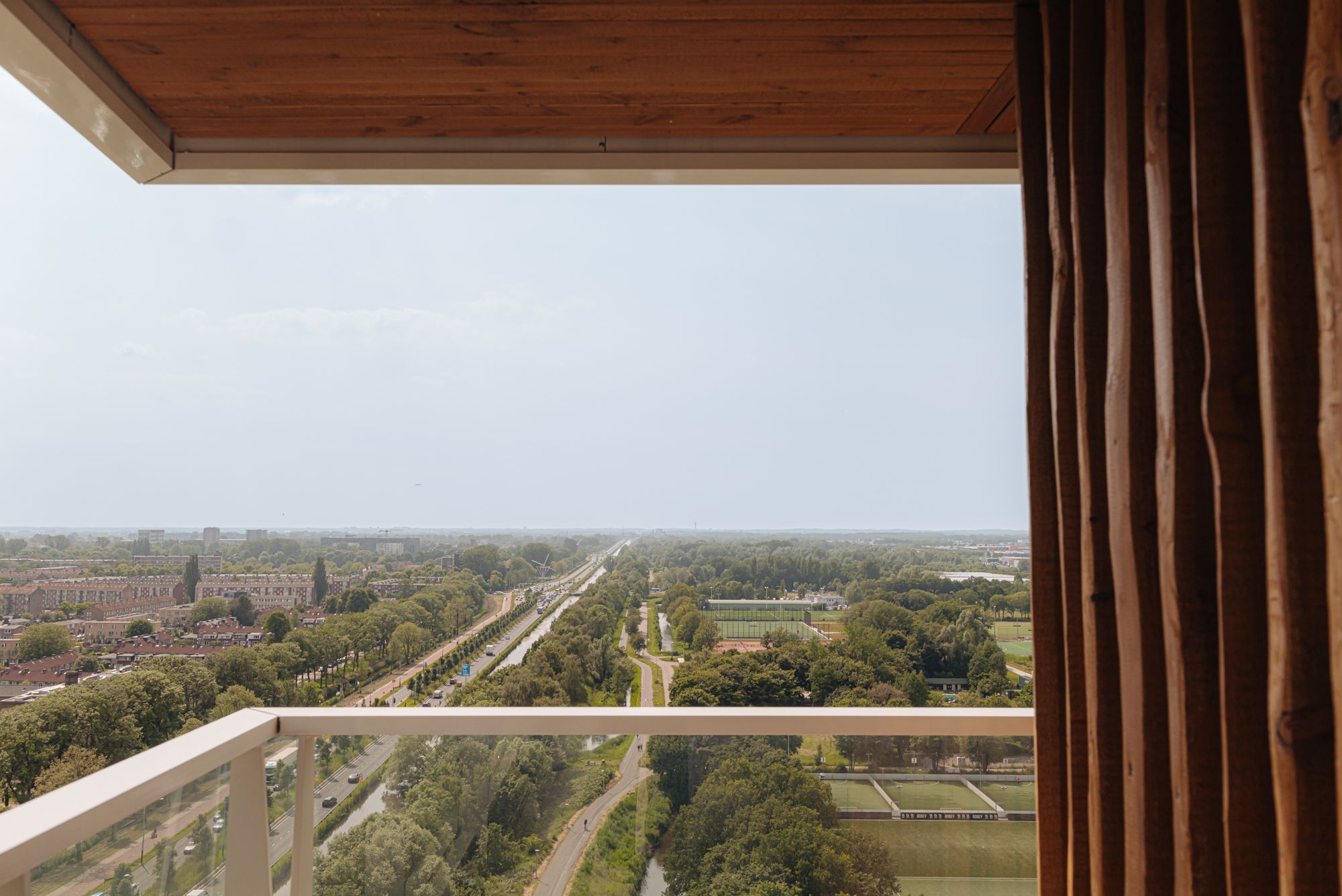 Photo 12 of Heathrowstraat 350