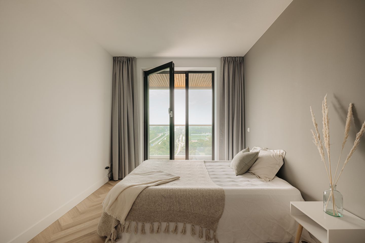 Photo 5 of Heathrowstraat 350